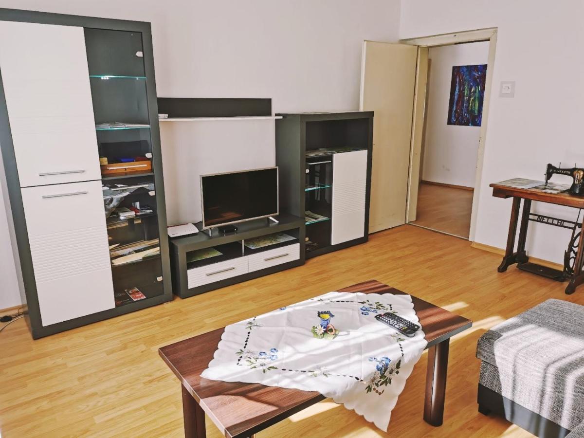 Apartma Rekar - A House, Where You Can Relax In The Embrace Of Nature Jesenice Eksteriør billede