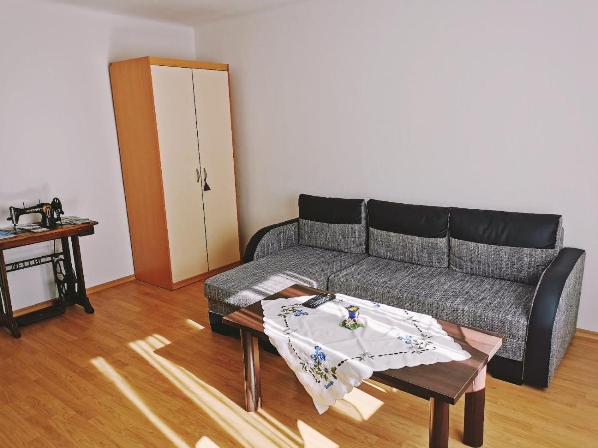 Apartma Rekar - A House, Where You Can Relax In The Embrace Of Nature Jesenice Eksteriør billede