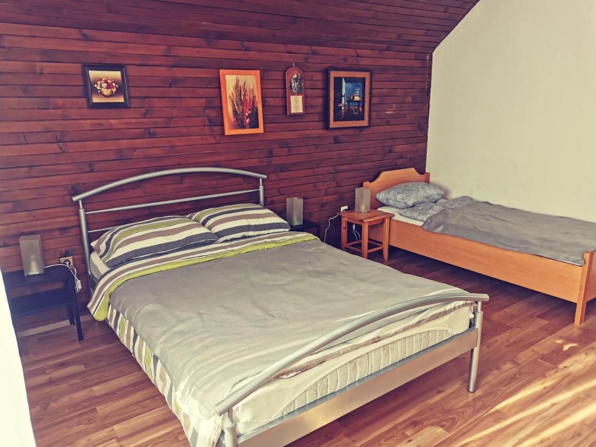 Apartma Rekar - A House, Where You Can Relax In The Embrace Of Nature Jesenice Eksteriør billede