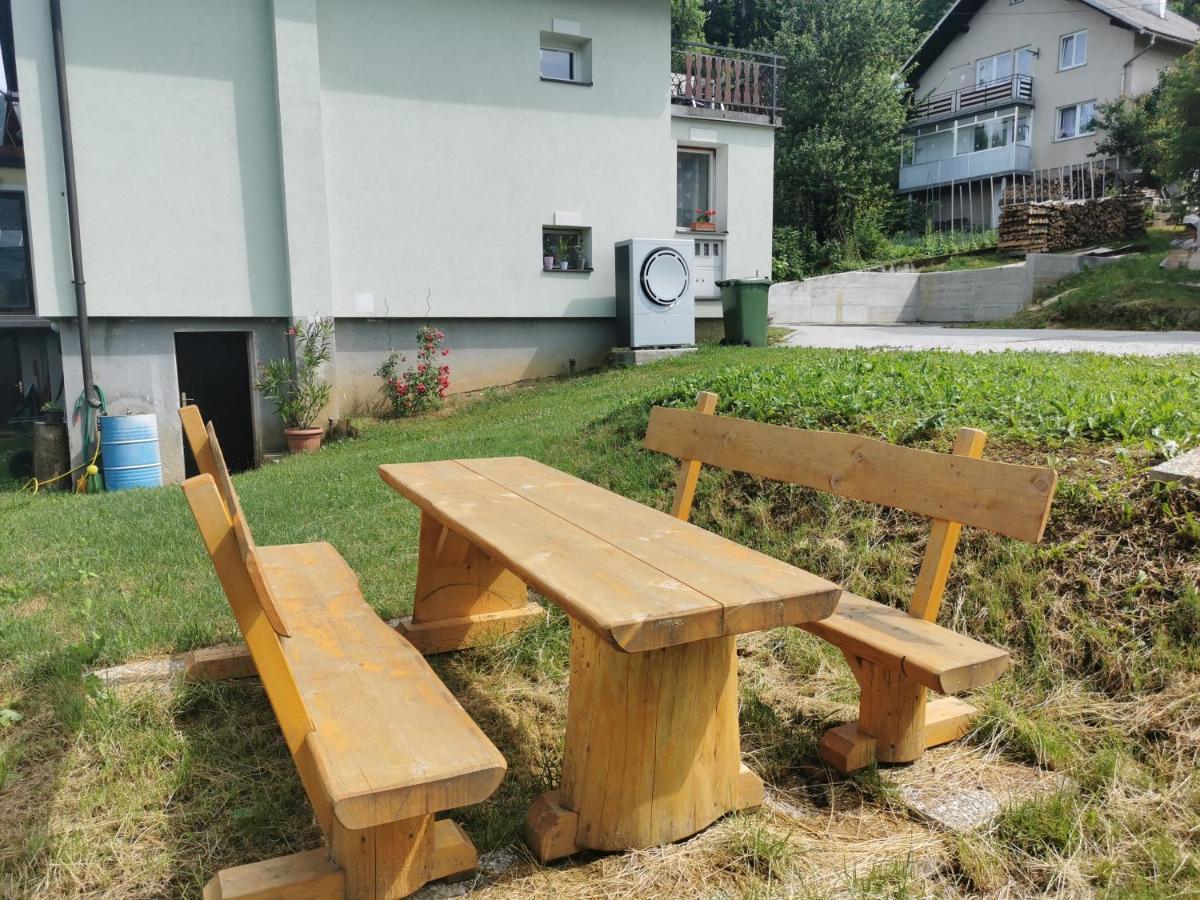 Apartma Rekar - A House, Where You Can Relax In The Embrace Of Nature Jesenice Eksteriør billede